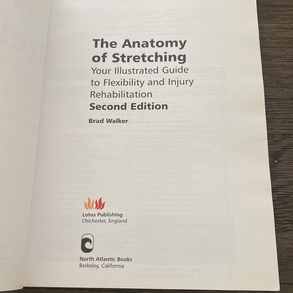 Brad Walker the anatomy of stretching second edition soft cover book - Picture 3 of 11